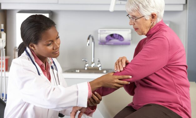 Integrating Psychological and Physical Evaluations in Holistic Pain Assessment