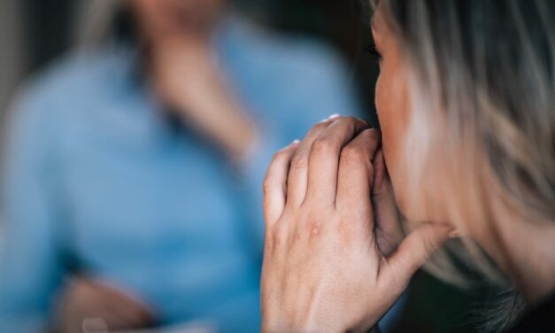 Integrating Cognitive Behavioral Therapy (CBT) in Multidisciplinary Chronic Pain Programs