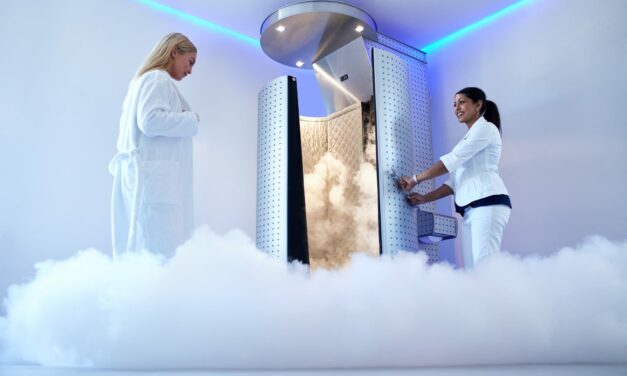 Exploring Non-Pharmacologic Techniques for Post-Surgical Pain: From Cryotherapy to Virtual Reality